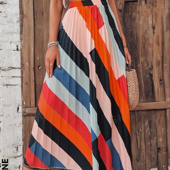 Multi-color Pleated Skirt - Picture 2 of 5